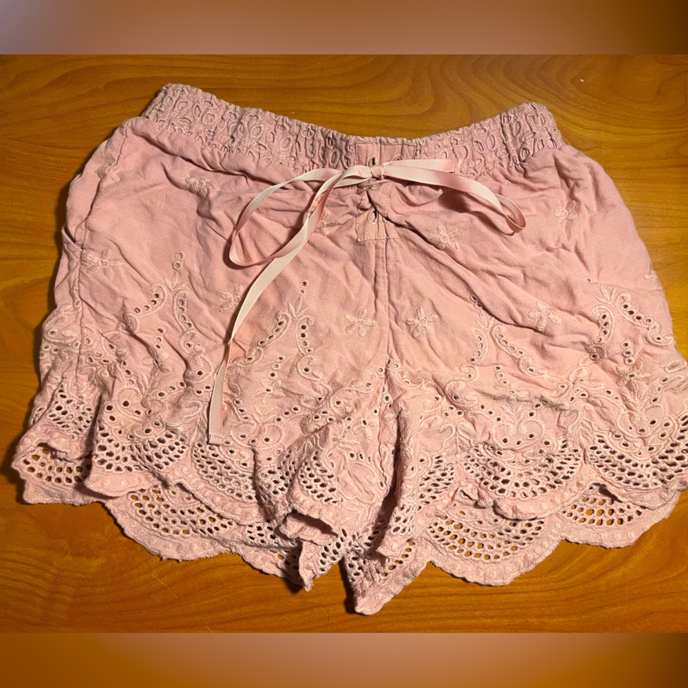 High Waisted / String Shorts